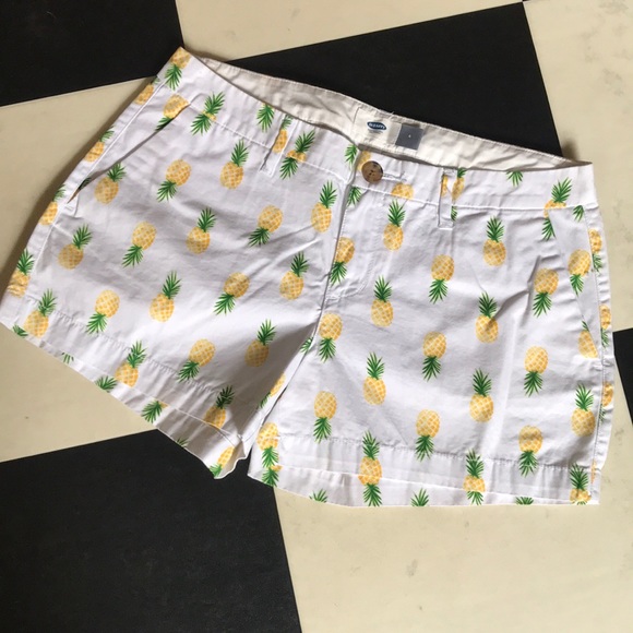 Old Navy Pants - Old Navy shorts